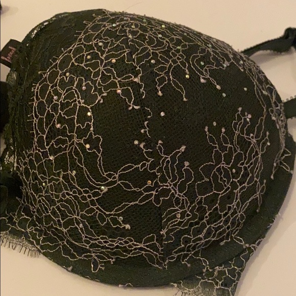 Victoria’s Secret Dream Angels Push Up - Picture 2 of 2